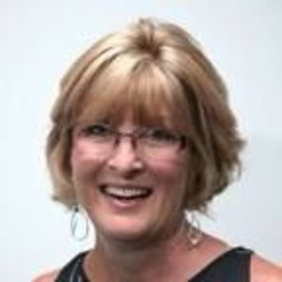 Meet your Posher, Jennifer - Picture 1 of 1